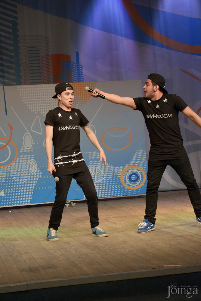 Фотография с КВН финал студлига в Концертный зал им. С.Садыковой