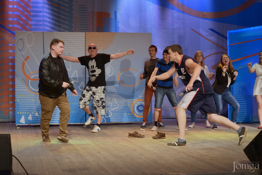 Фотография с КВН финал студлига в Концертный зал им. С.Садыковой