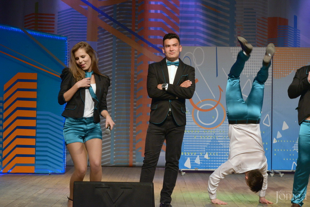 Фотография с КВН финал студлига в Концертный зал им. С.Садыковой