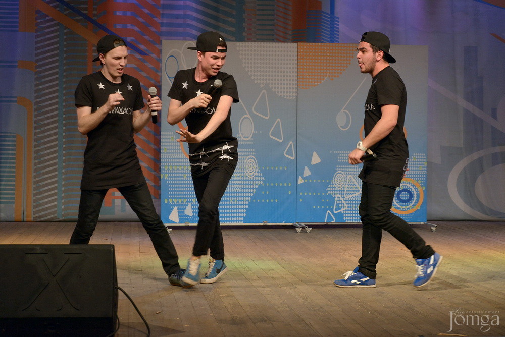 Фотография с КВН финал студлига в Концертный зал им. С.Садыковой