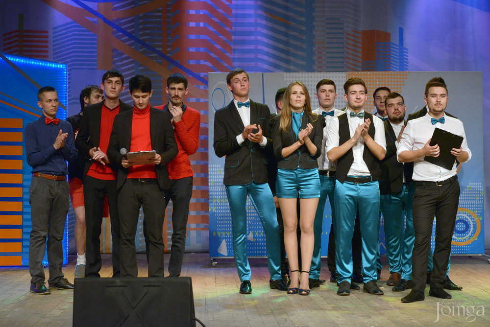 Фотография с КВН финал студлига в Концертный зал им. С.Садыковой
