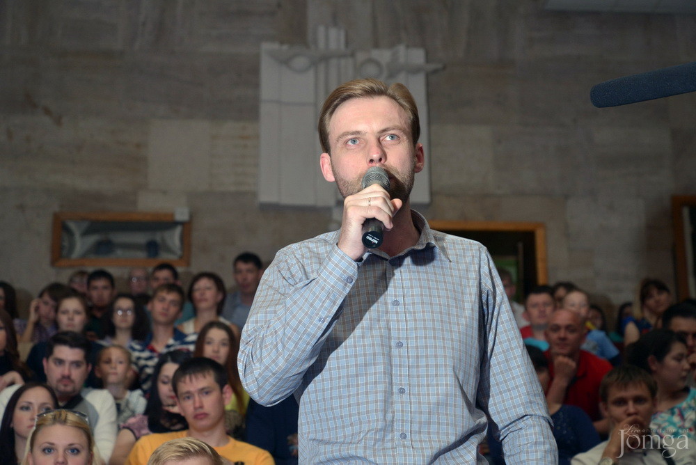 Фотография с КВН финал студлига в Концертный зал им. С.Садыковой