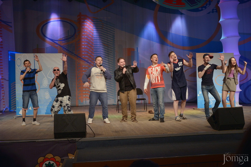 Фотография с КВН финал студлига в Концертный зал им. С.Садыковой