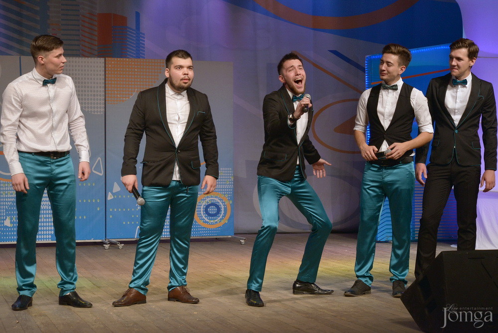 Фотография с КВН финал студлига в Концертный зал им. С.Садыковой