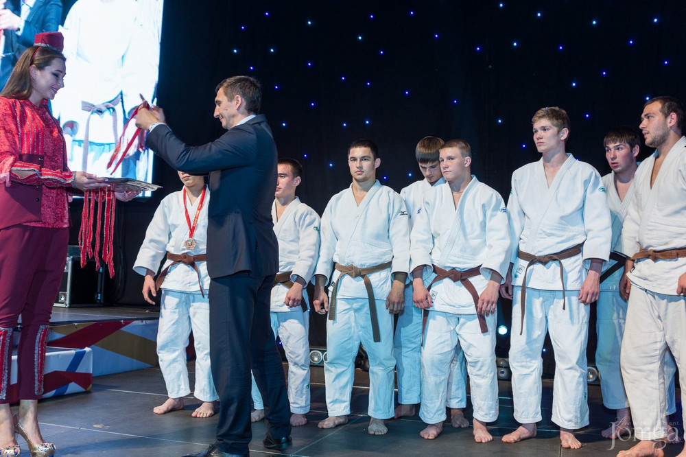 Фотография с XXIII традиционный командный турнир по дзюдо в Ледовый Дворец Спорта