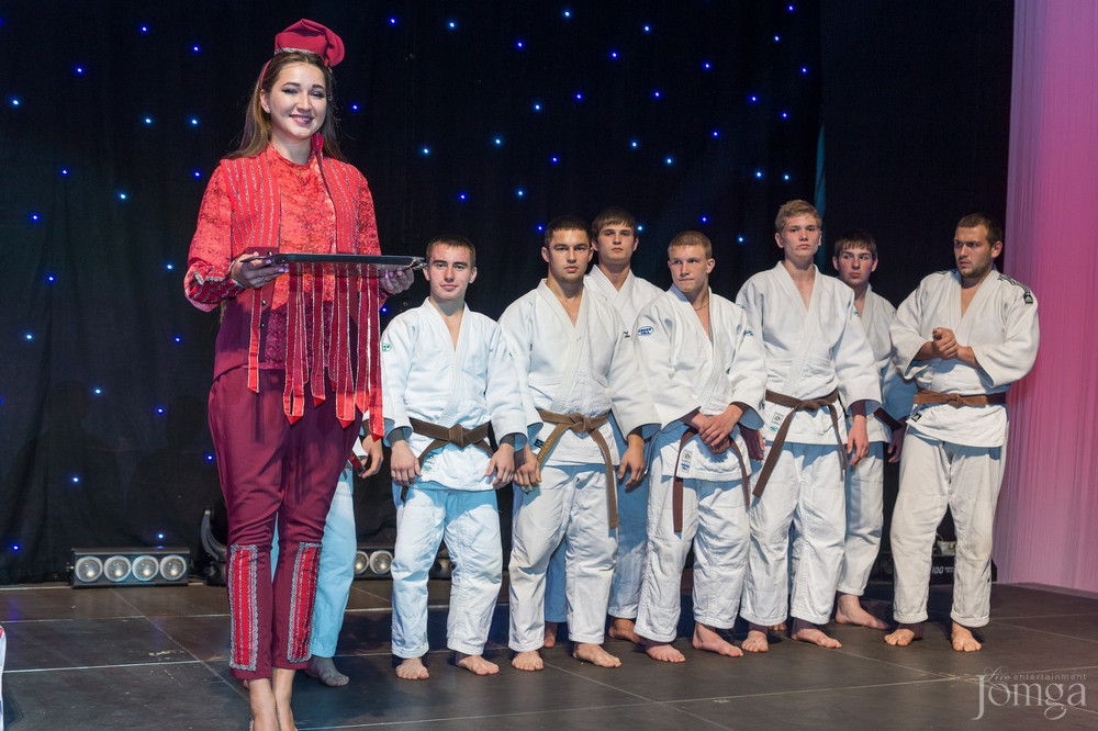 Фотография с XXIII традиционный командный турнир по дзюдо в Ледовый Дворец Спорта