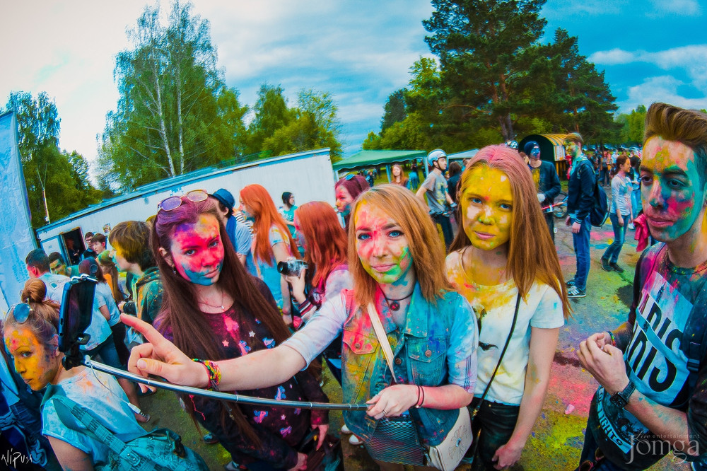 Фотография с Фестиваль Красок 2015 в Нет