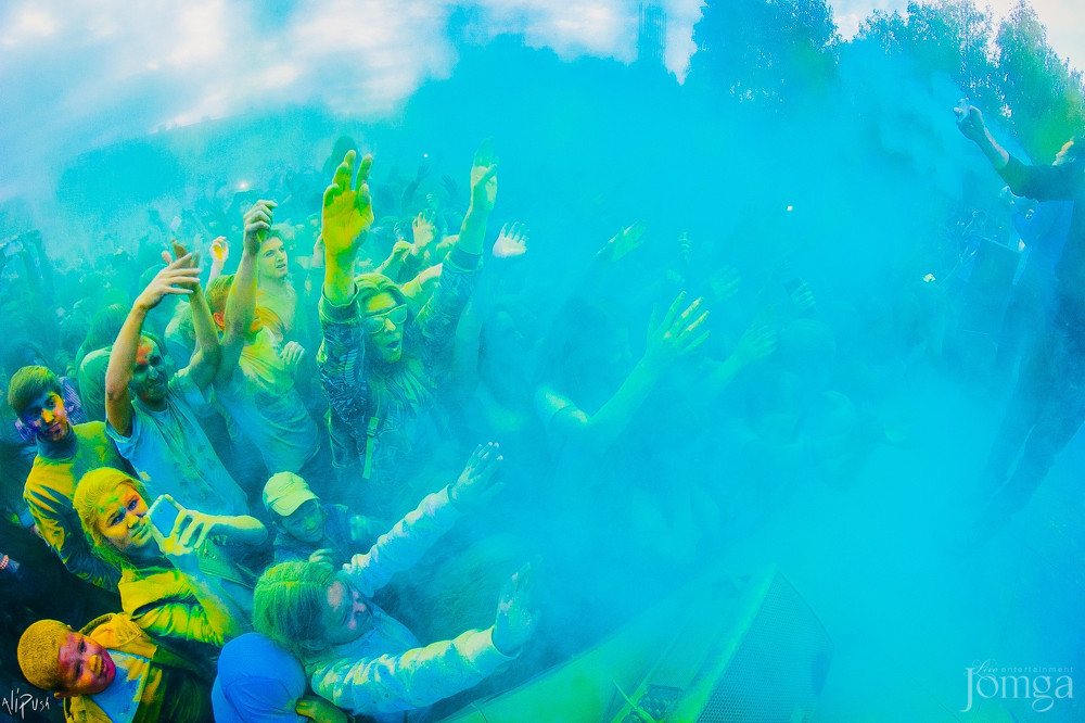 Фотография с Фестиваль Красок 2015 в Нет