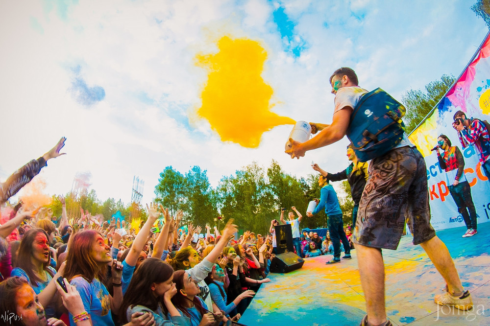 Фотография с Фестиваль Красок 2015 в Нет