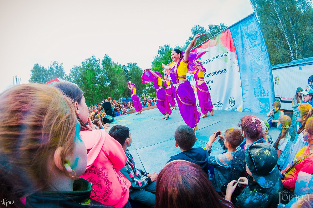 Фотография с Фестиваль Красок 2015 в Нет