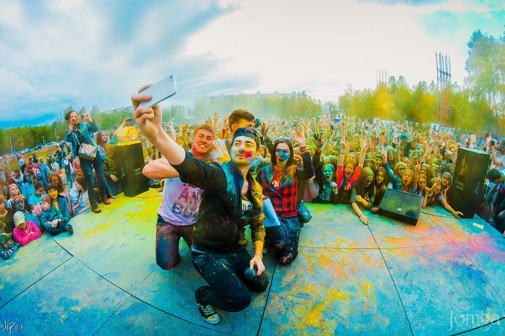 Фотография с Фестиваль Красок 2015 в Нет