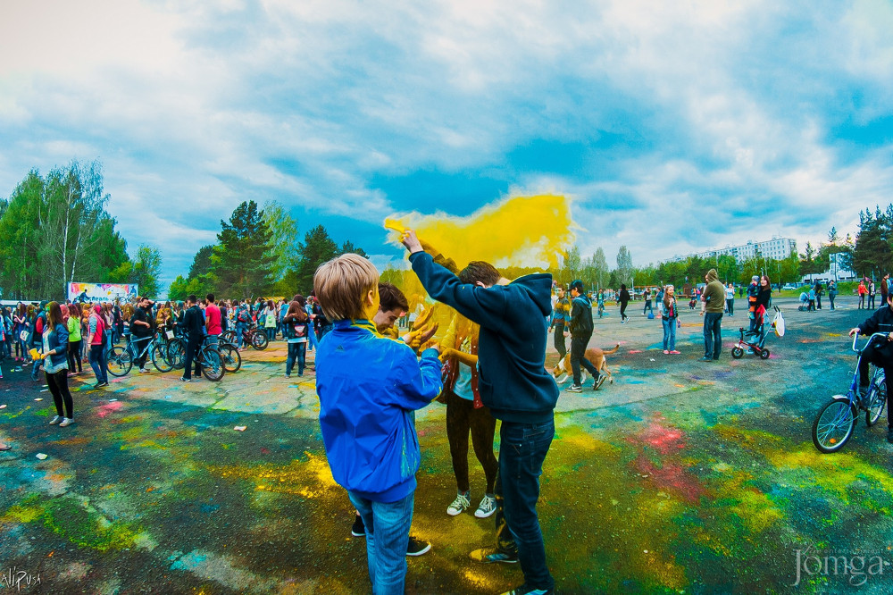Фотография с Фестиваль Красок 2015 в Нет