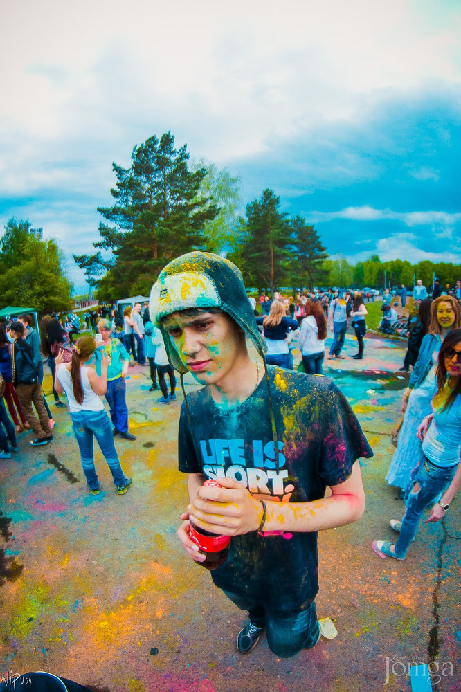 Фотография с Фестиваль Красок 2015 в Нет