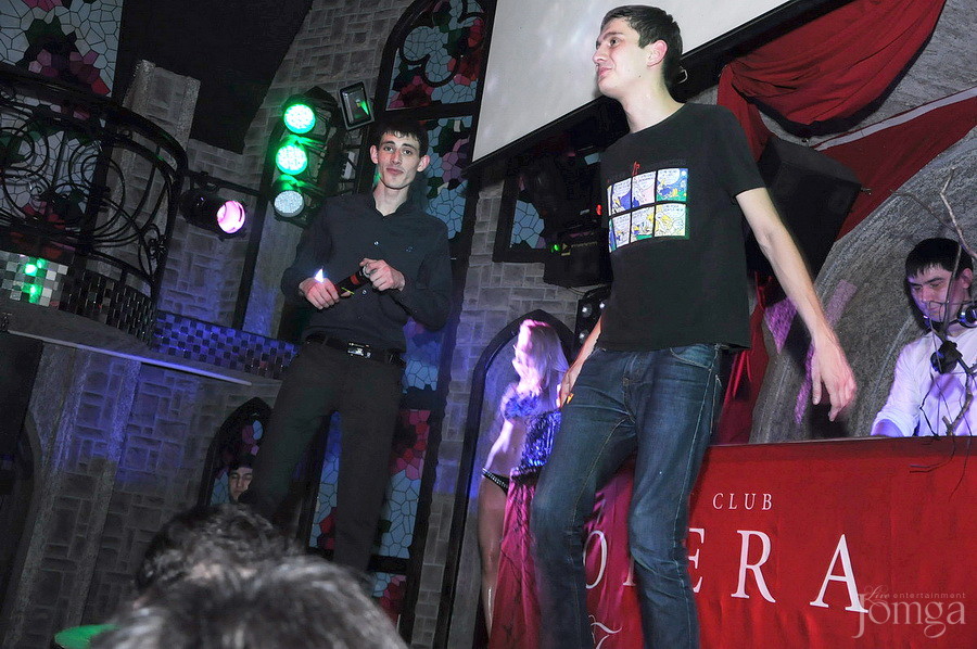 Фотография с ЧАК-ЧАК-party в Опера