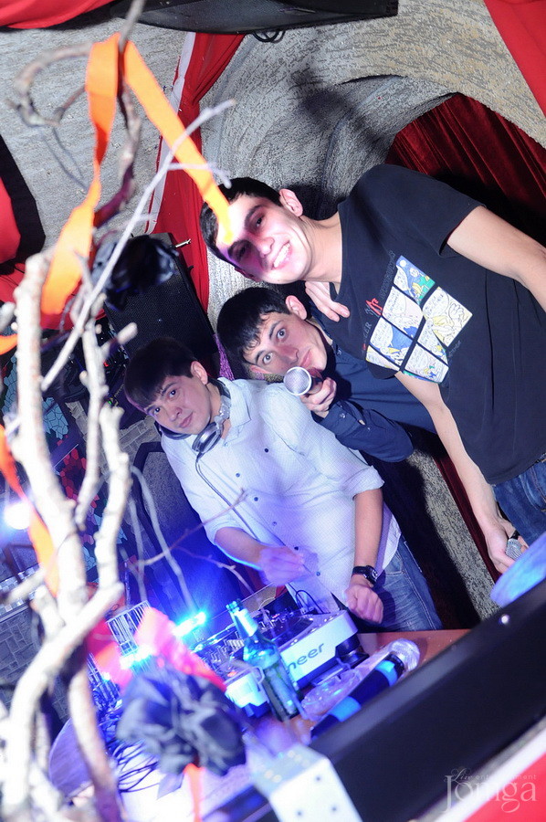 Фотография с ЧАК-ЧАК-party в Опера