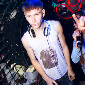 Dance Shake / Comme des FUCKDOWN фото 45