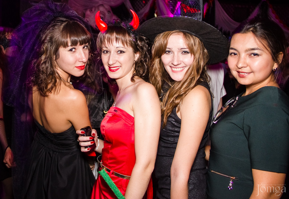 Фотография с HALLOWEEN в Опера