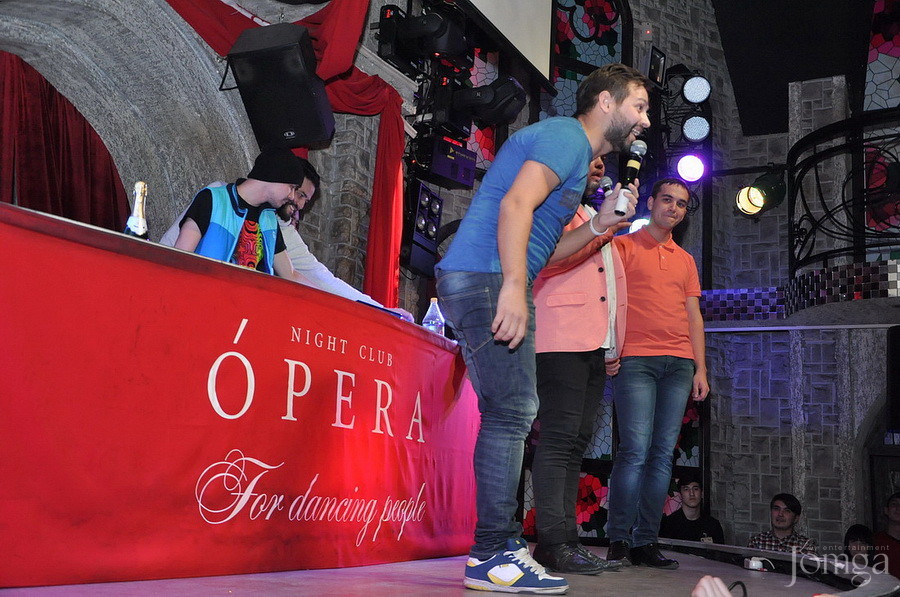 Фотография с ЧАК-ЧАК-party в Опера