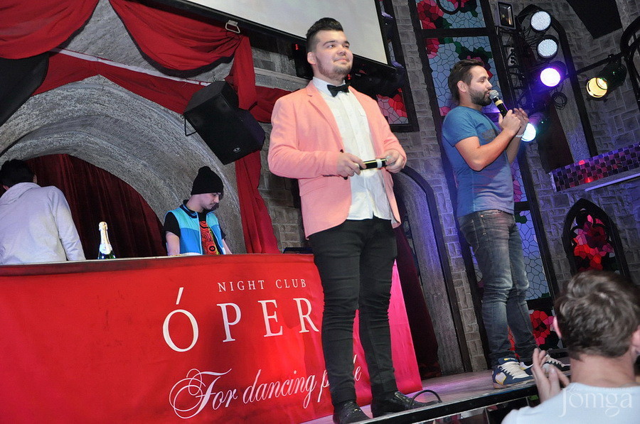 Фотография с ЧАК-ЧАК-party в Опера