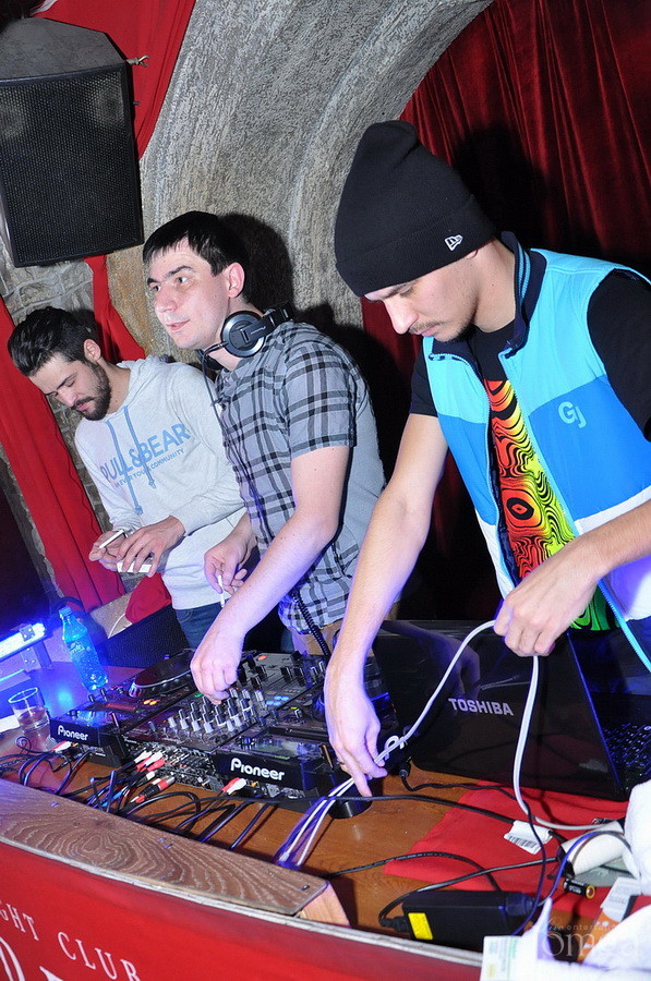 Фотография с ЧАК-ЧАК-party в Опера