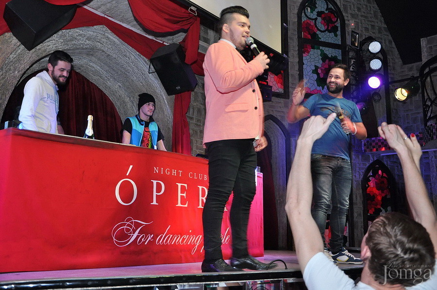 Фотография с ЧАК-ЧАК-party в Опера