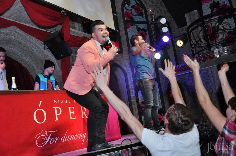 Фотография с ЧАК-ЧАК-party в Опера