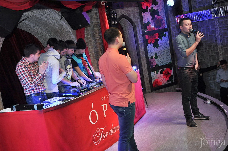 Фотография с ЧАК-ЧАК-party в Опера