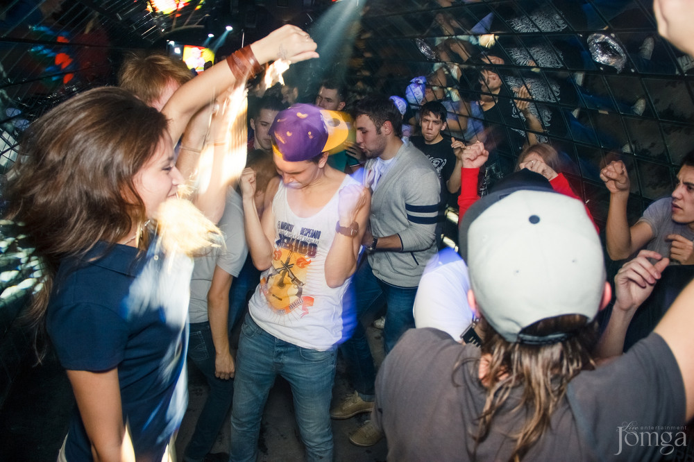 Фотография с RETRO MIX / Comme des FUCKDOWN в Опера