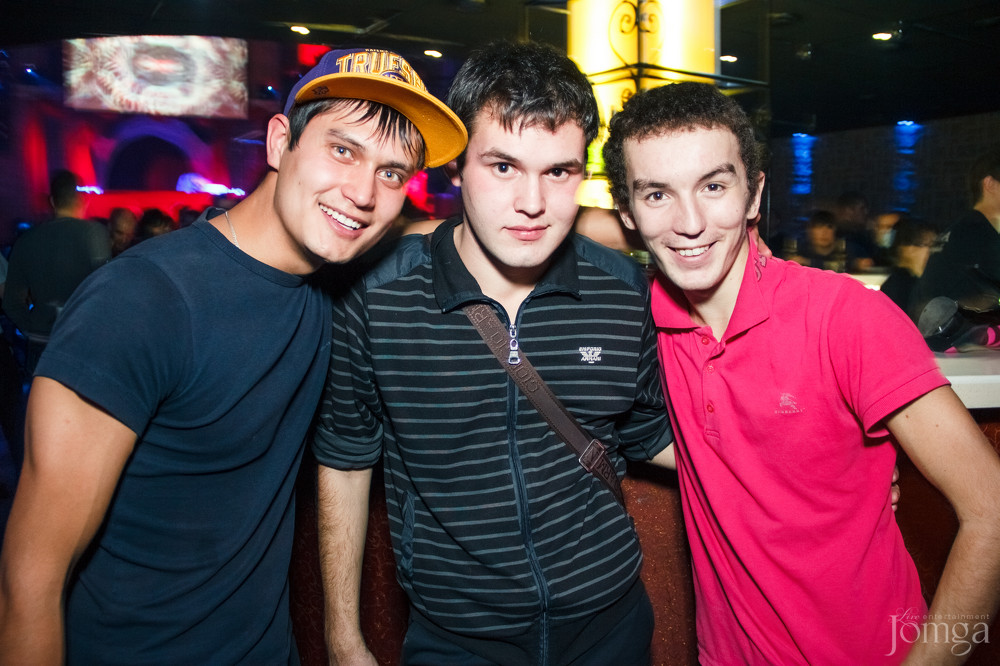 Фотография с RETRO MIX / Comme des FUCKDOWN в Опера