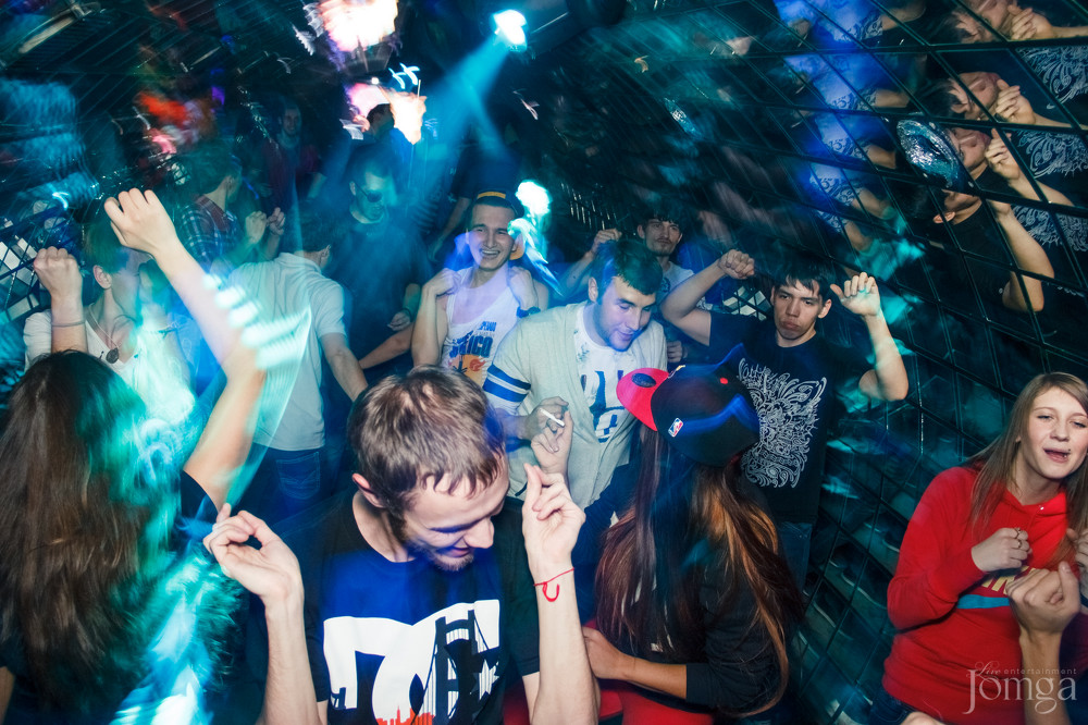 Фотография с RETRO MIX / Comme des FUCKDOWN в Опера