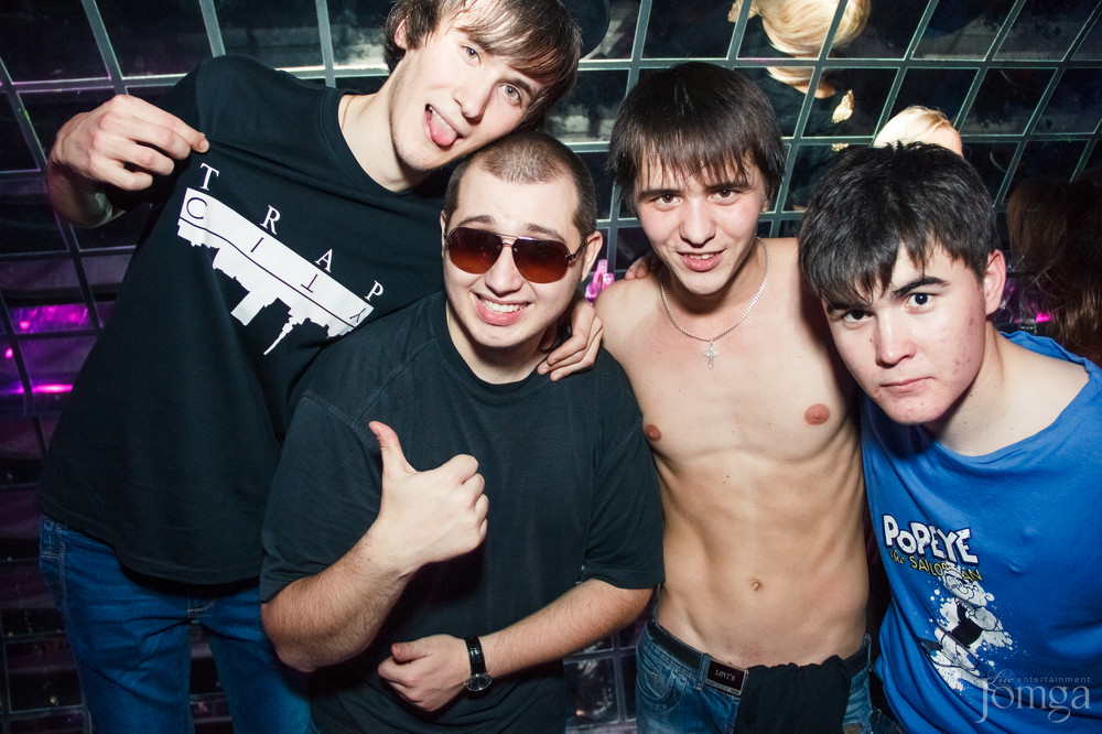 Фотография с RETRO MIX / Comme des FUCKDOWN в Опера