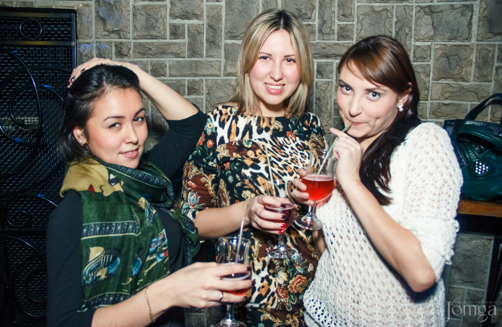 Фотография с RETRO MIX / Comme des FUCKDOWN в Опера