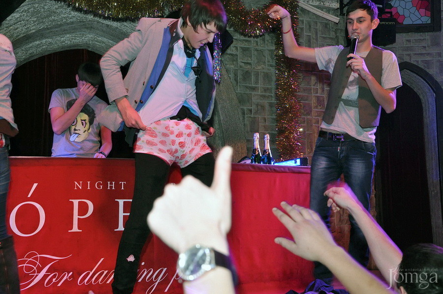 Фотография с ЧАК-ЧАК-party в Опера