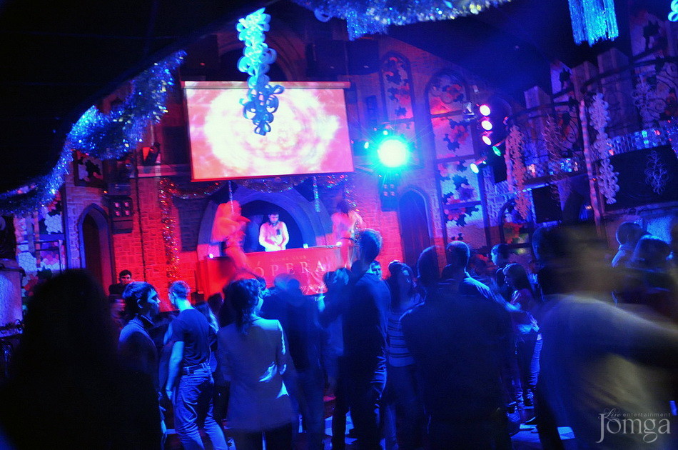 Фотография с ЧАК-ЧАК-party в Опера