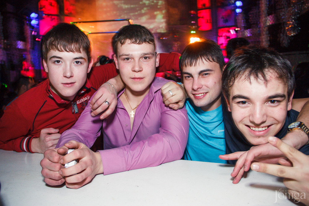 Фотография с DJ DOLLS в Опера