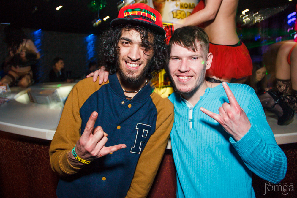 Фотография с DJ DOLLS в Опера