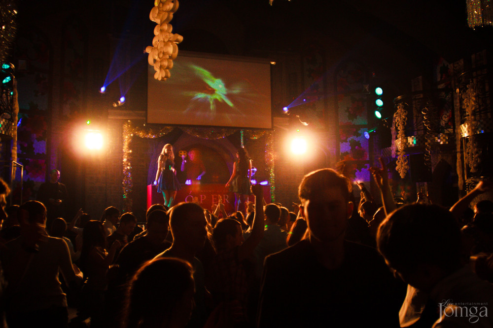 Фотография с ЧАК-ЧАК party в Опера