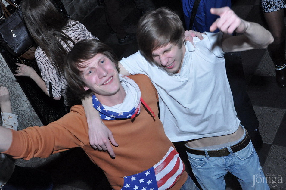 Фотография с НОВОГОДНИЙ RETRO MIX в Опера