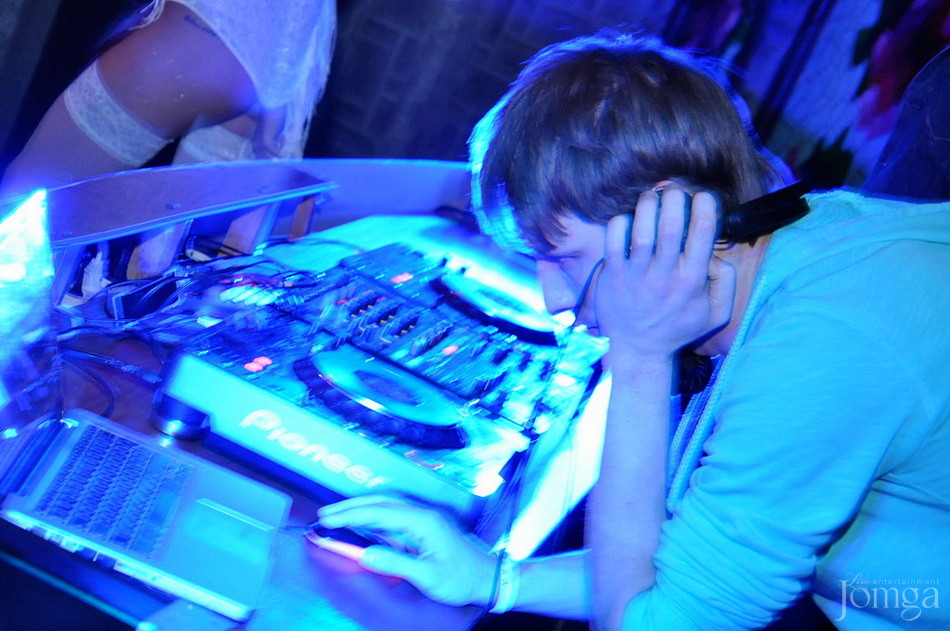 Фотография с НОВОГОДНИЙ RETRO MIX в Опера