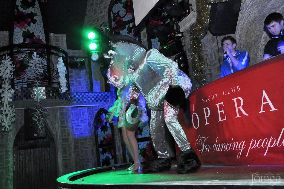 Фотография с Santa never sleeps в Опера