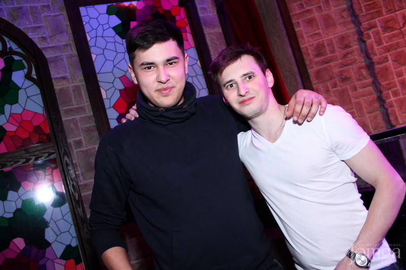 Фотография с ЧАК-ЧАК-party в Опера