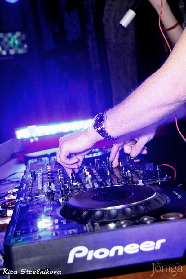 Фотография с ЧАК-ЧАК-party в Опера