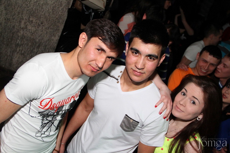 Фотография с ЧАК-ЧАК-party в Опера