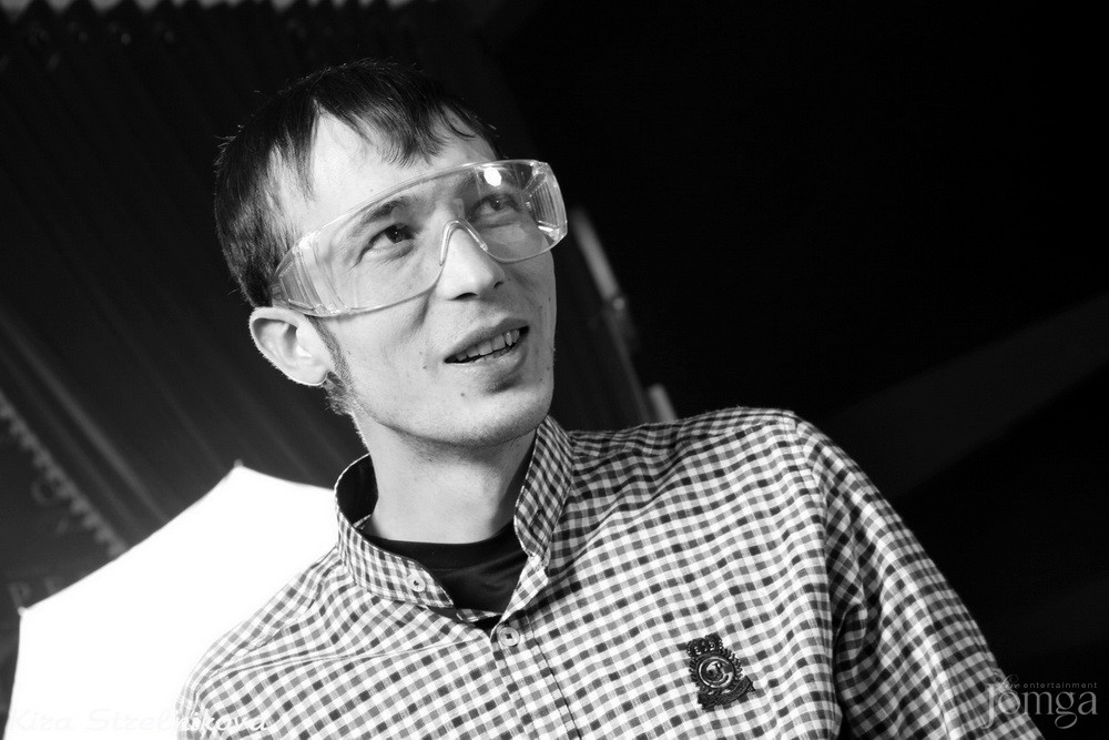 Фотография с Вечеринка « MTV Weekend» ДАВАЙ! ДАВАЙ! в Опера