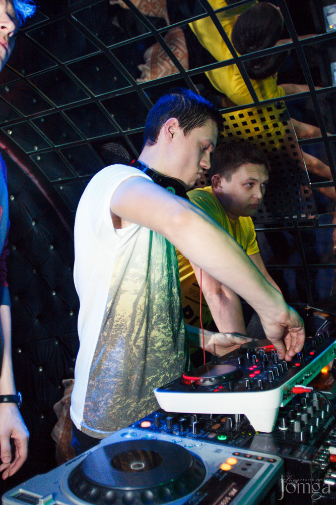 Фотография с 8 марта в Опера