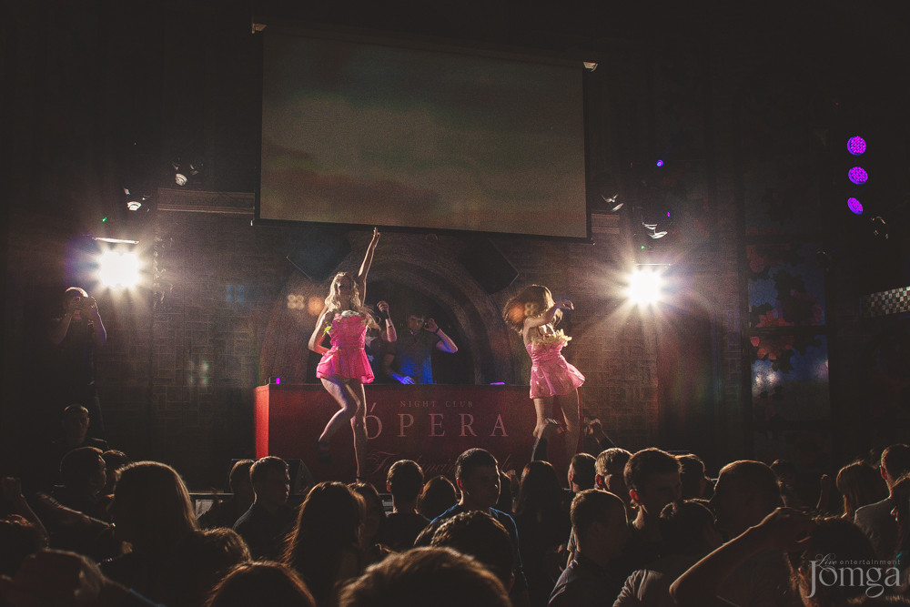 Фотография с 8 марта в Опера