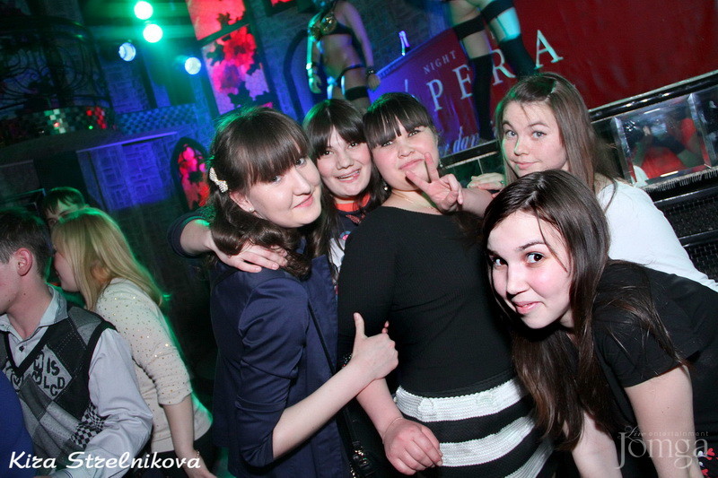 Фотография с ЧАК-ЧАК-party в Опера