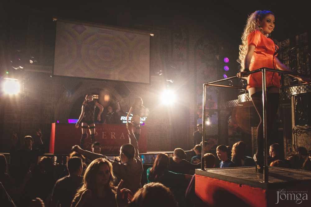 Фотография с Record shake-up! в Опера