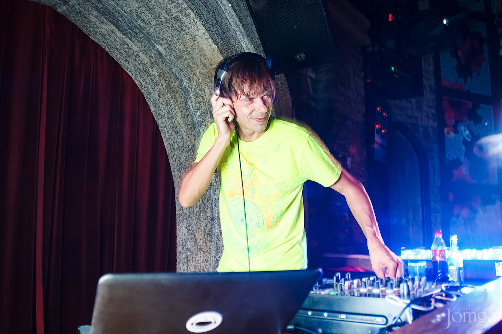 Cosmonaut эдуард губин. дж космонавт. Ea7 astronaut dj. диджей космонавт фото. Ea7 astronaut dj.