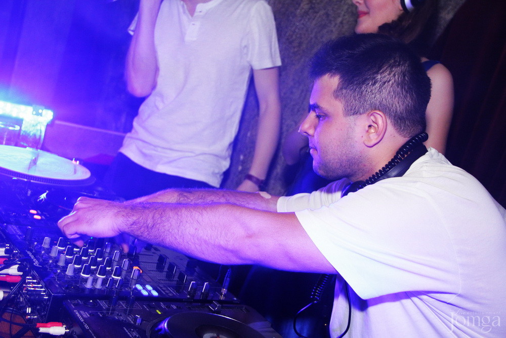 Фотография с HAPPY BIRTHDAY DJ SATIVA!!! в Опера